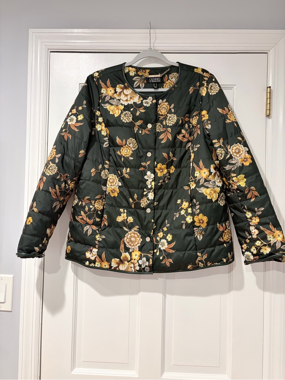 Dennis Basso Black Floral Quilted Jacket Women’s M Lightweight Snap Front